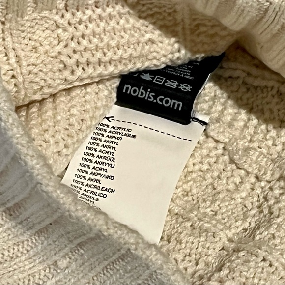 Nobis - No Cold Shoulder Beanie - Picture 14 of 14